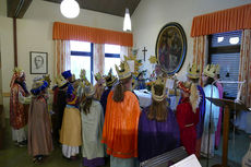 Dreikönigssingen der Sternsinger in Naumburg (Foto: Karl-Franz Thiede)